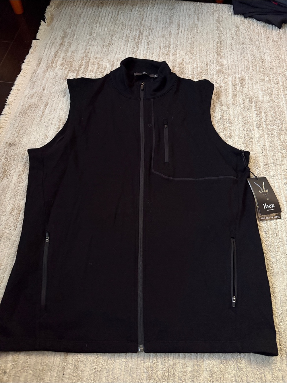 ibex Black Men's Full-Zip Fleece Shark Vest Size Large